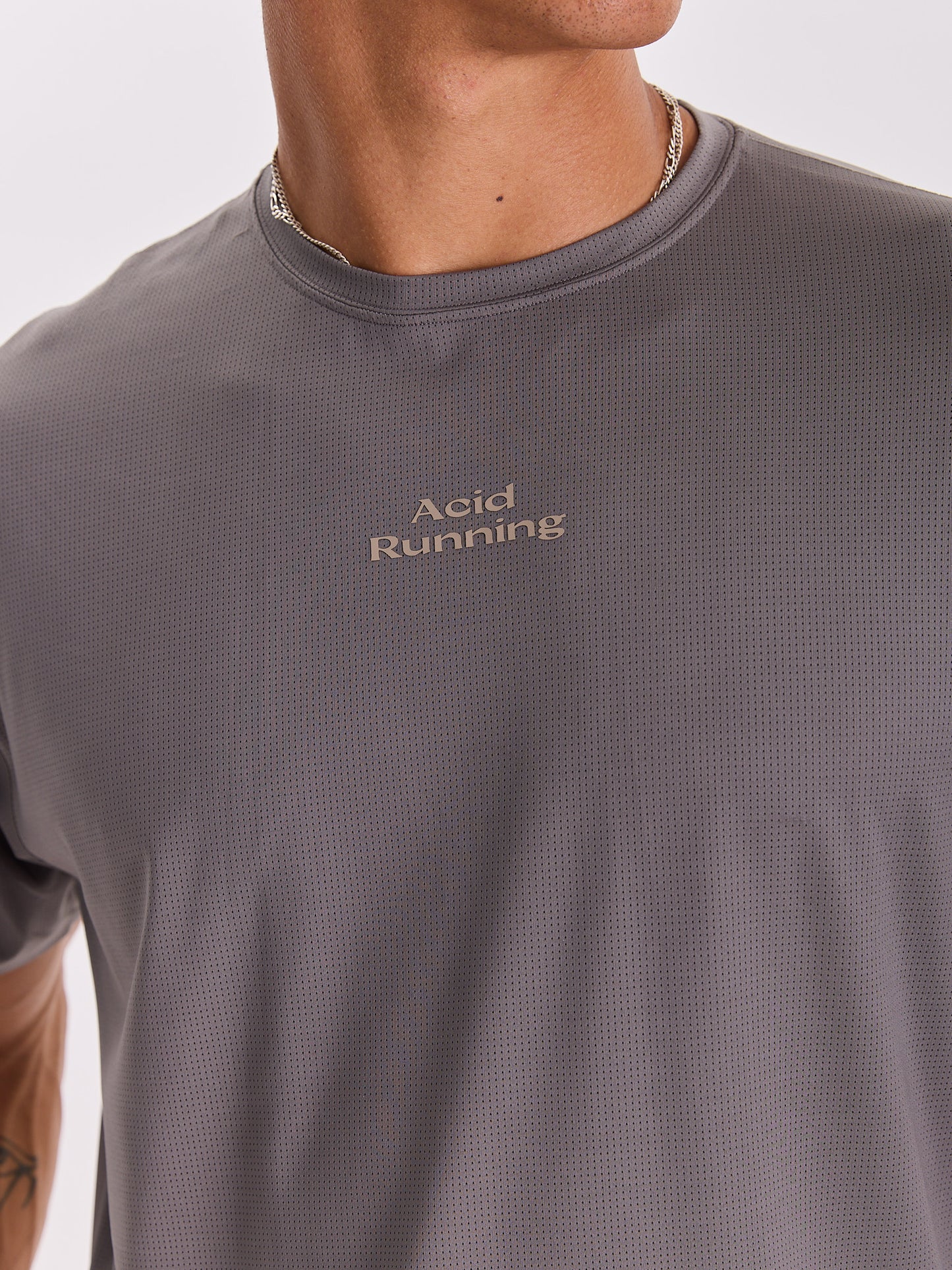 Men's Hare Tech T-Shirt - Shadow Taupe