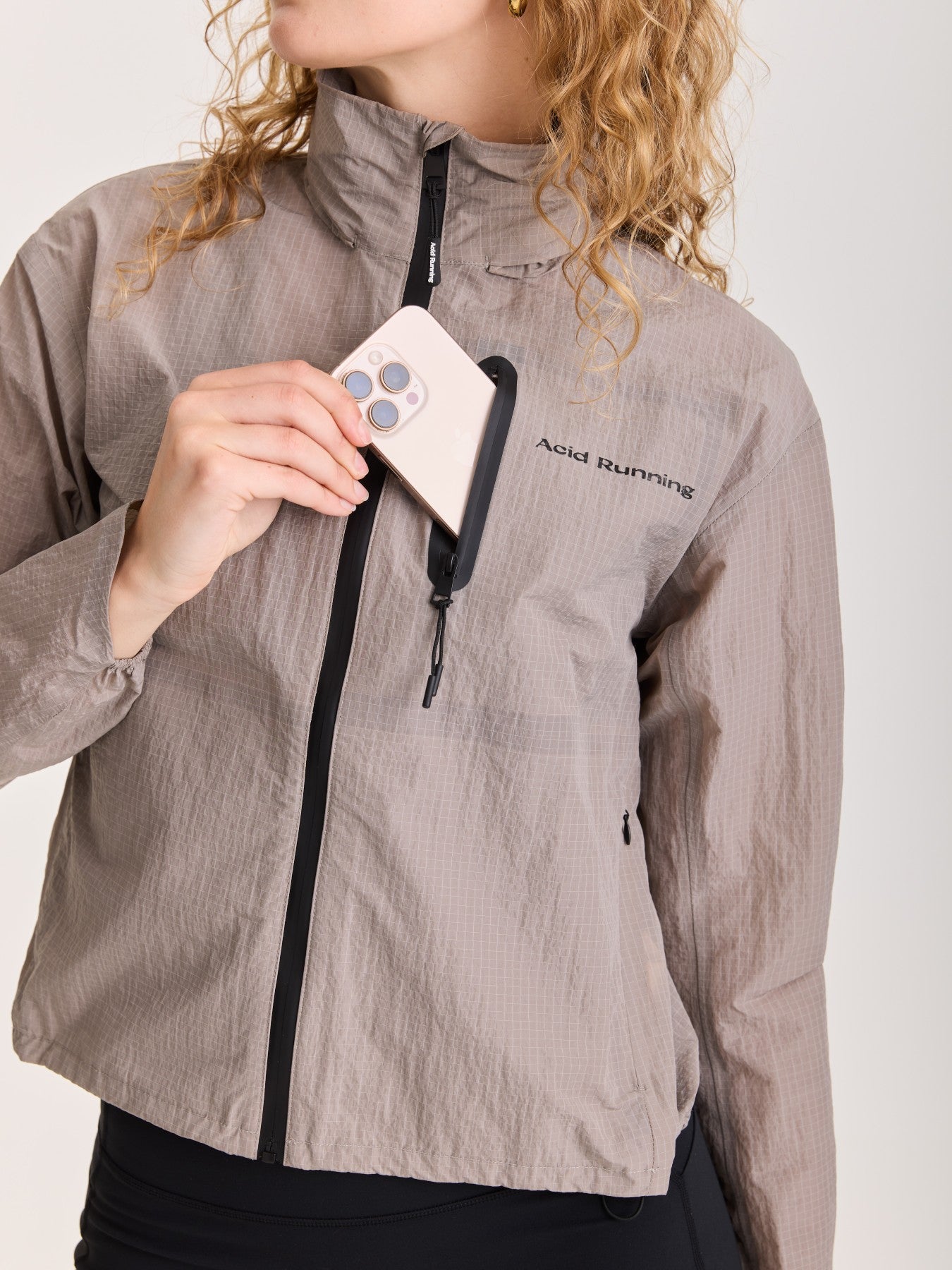 Women's Lightweight Running Jacket - Riverstone