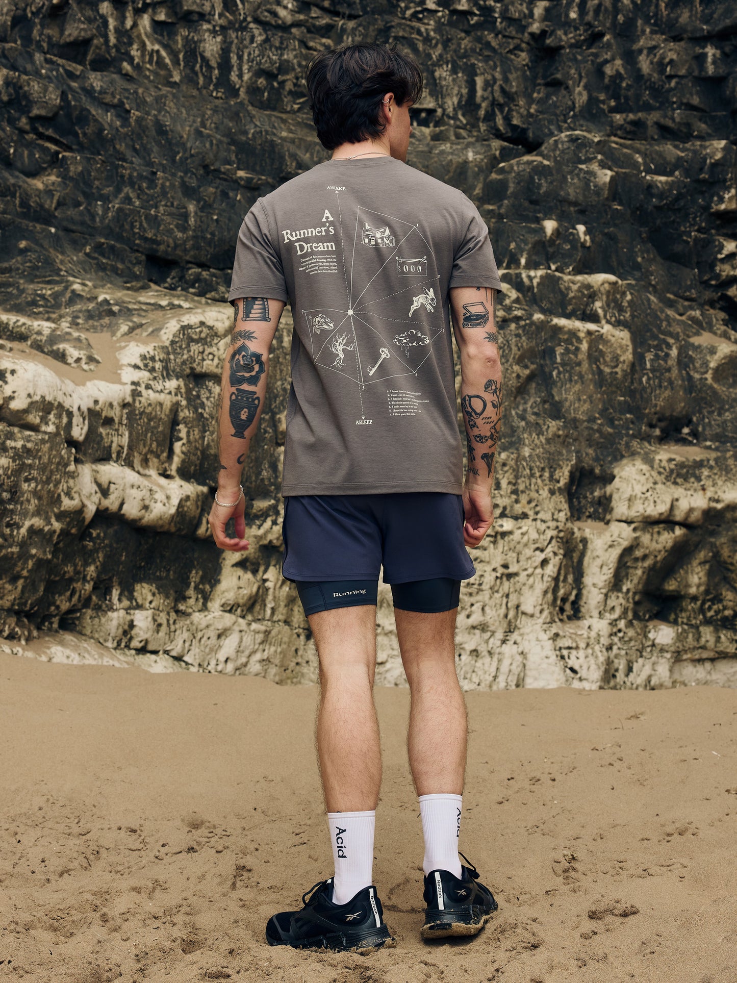 Men's A Runner's Dream T-Shirt - Shadow Taupe